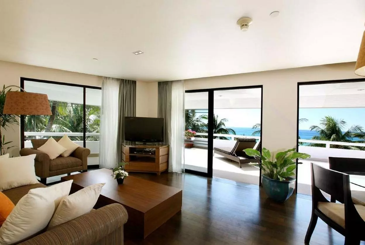 LEMERIDIENHKT_SHABAVIZPARVAZ (29).jpg